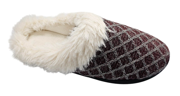 isotoner Women's Diamond Sweater Knit Hoodback Slippers - 8157