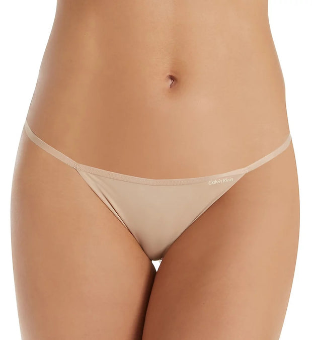 Calvin Klein Sleek String Thong Panty - D3509